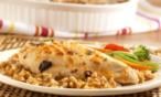 طريقة عمل صينية دجاج بالأرز والخضروات بالفرن